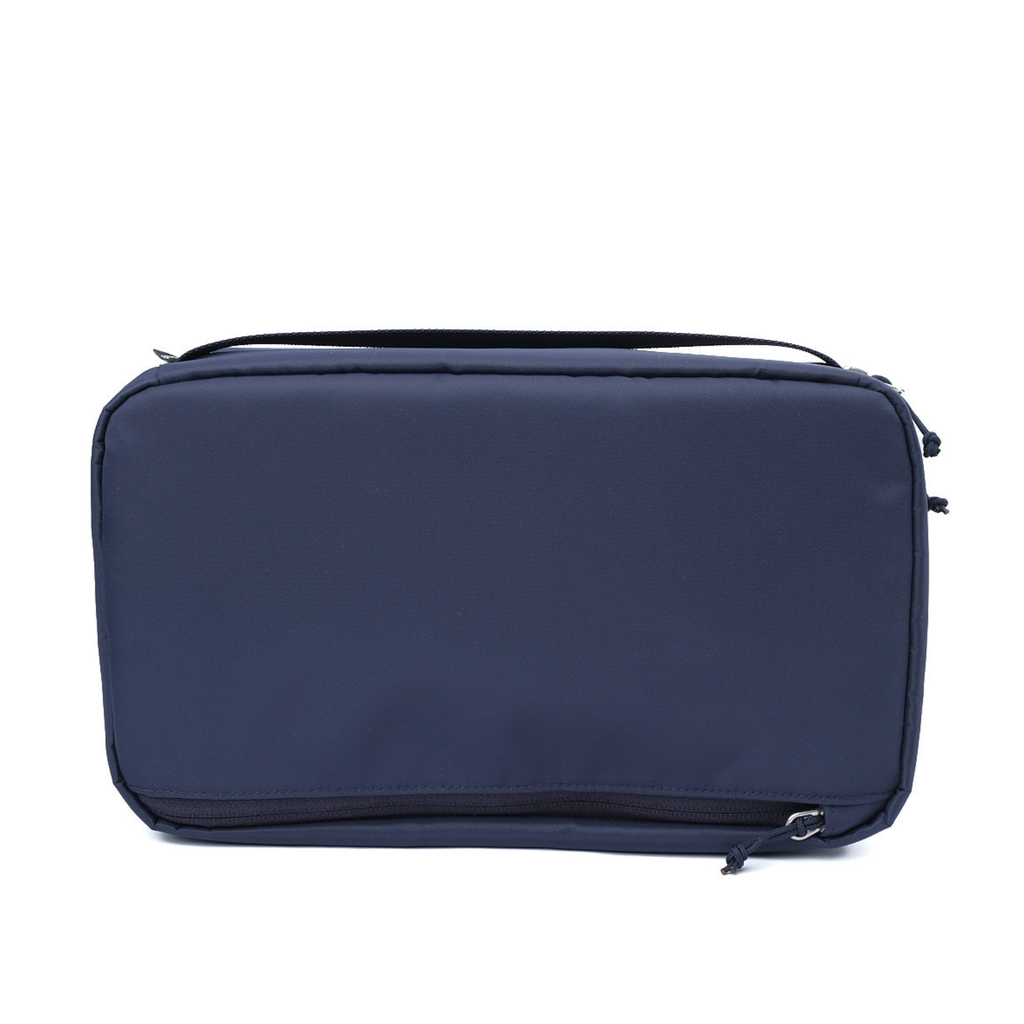 Cascading Toiletry Kit