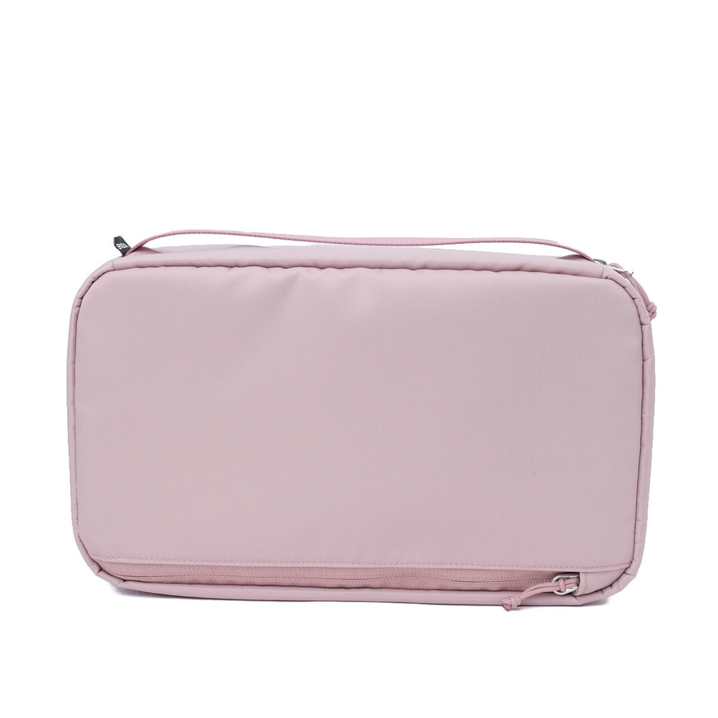 Cascading Toiletry Kit