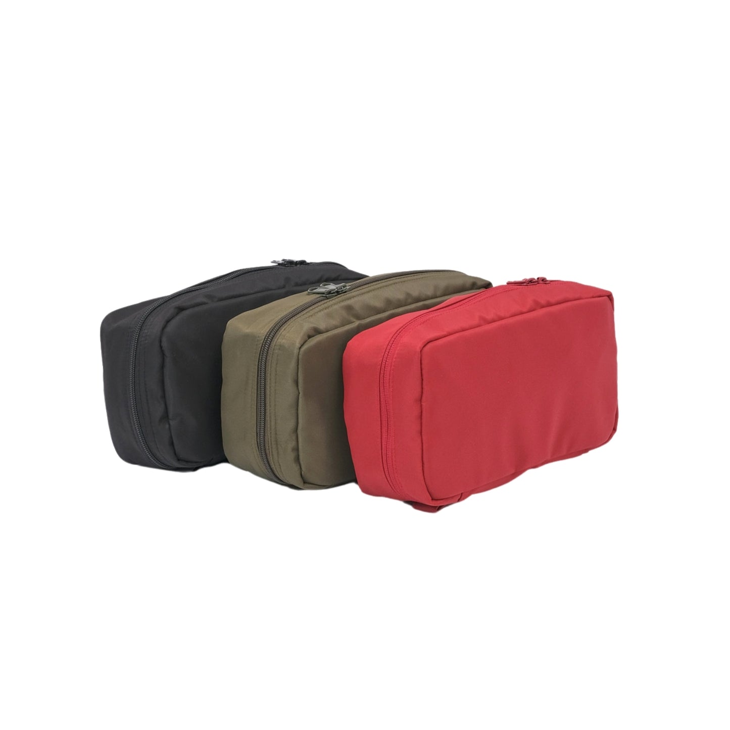 CASCADING TOILETRY KIT