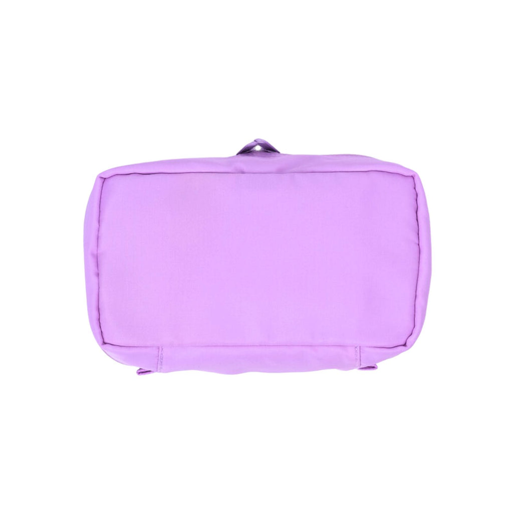 CASCADING TOILETRY KIT